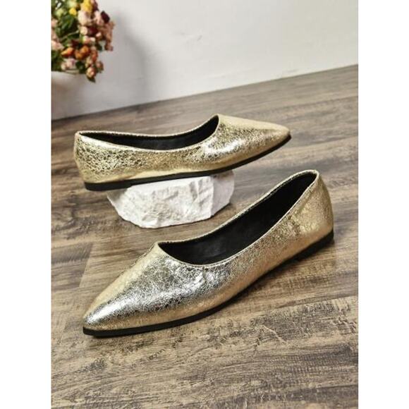 Crinkle Metallic Flats - GUC - 9 - Picture 5 of 10